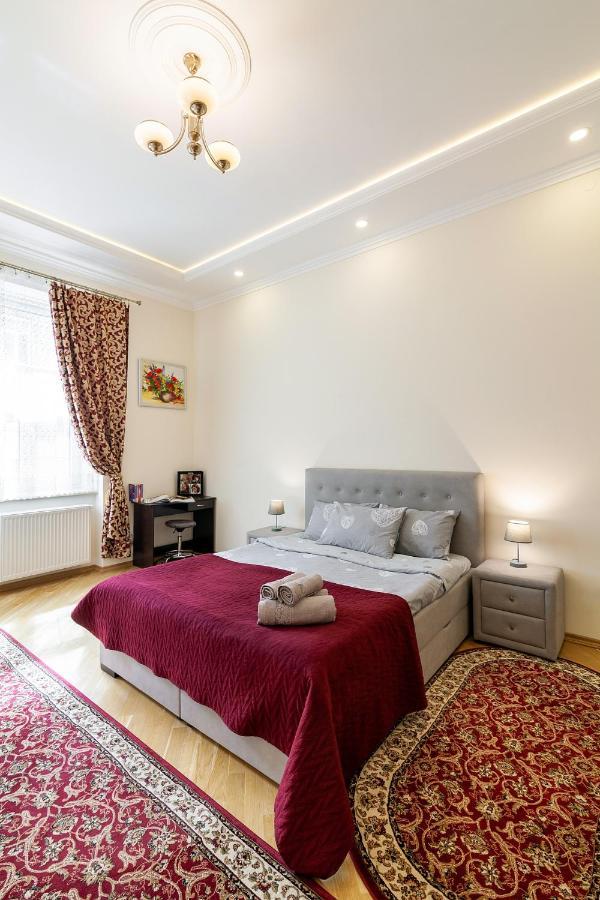 Apartment On Tamanska - Вулиця Дарії Гусяк Lviv Dış mekan fotoğraf